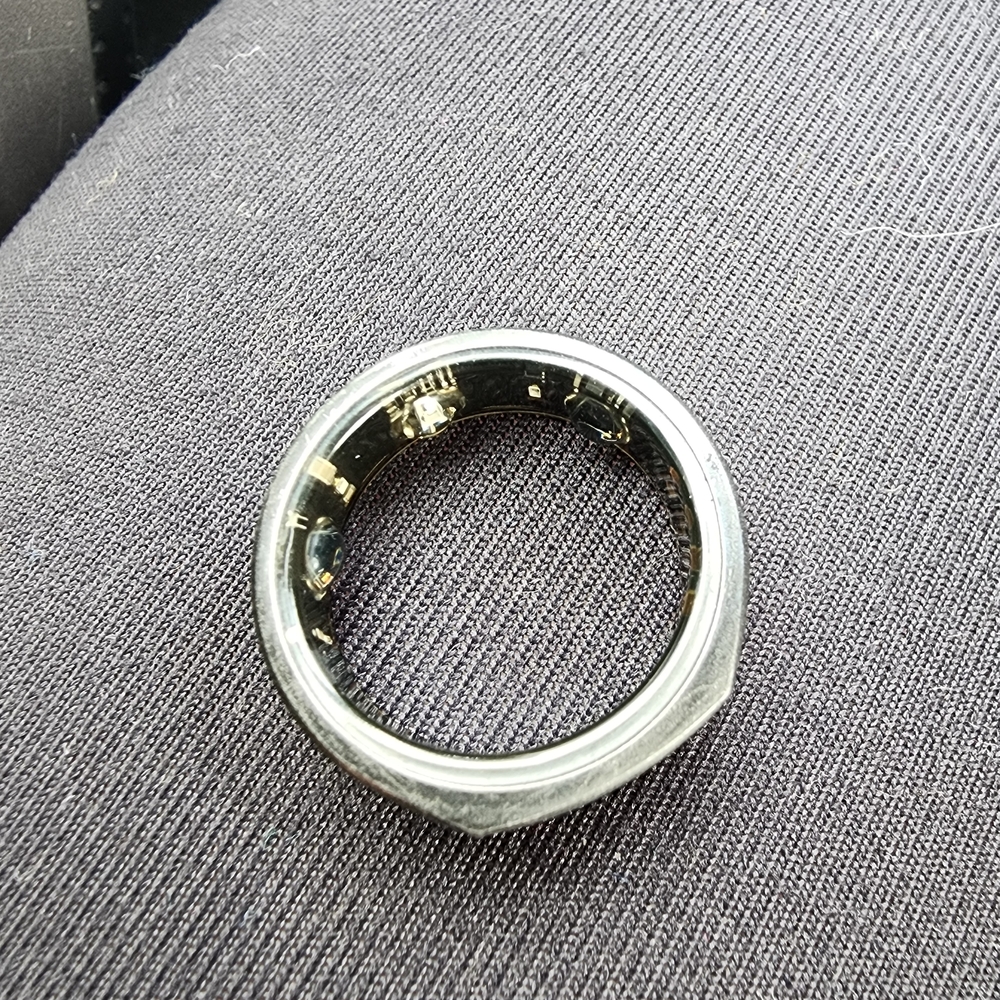 Oura Silver Smart Ring